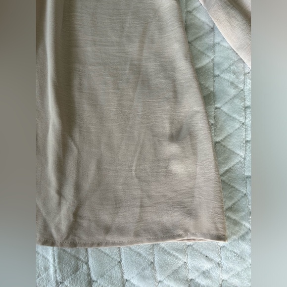 NWT Jodifl | Light Beige Blouse with Ruffle Detailing & 3/4 Sleeves | Size Small - Picture 12 of 13
